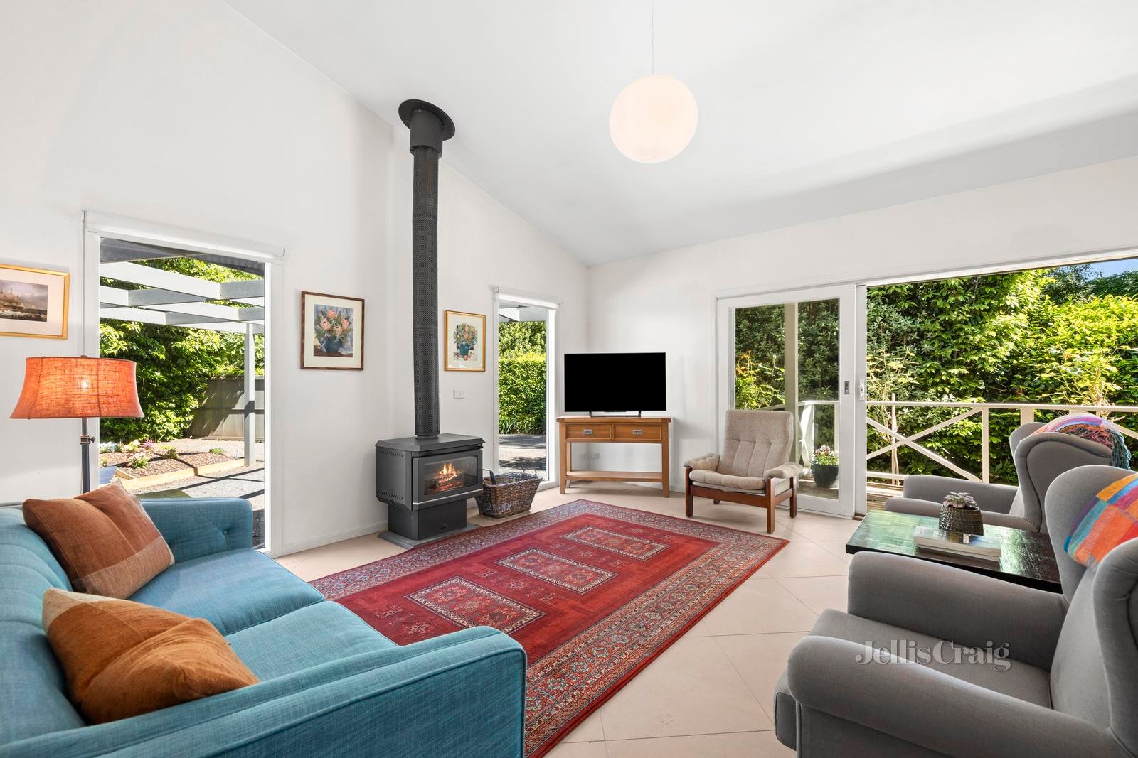 11B Falls Road, Trentham image 7