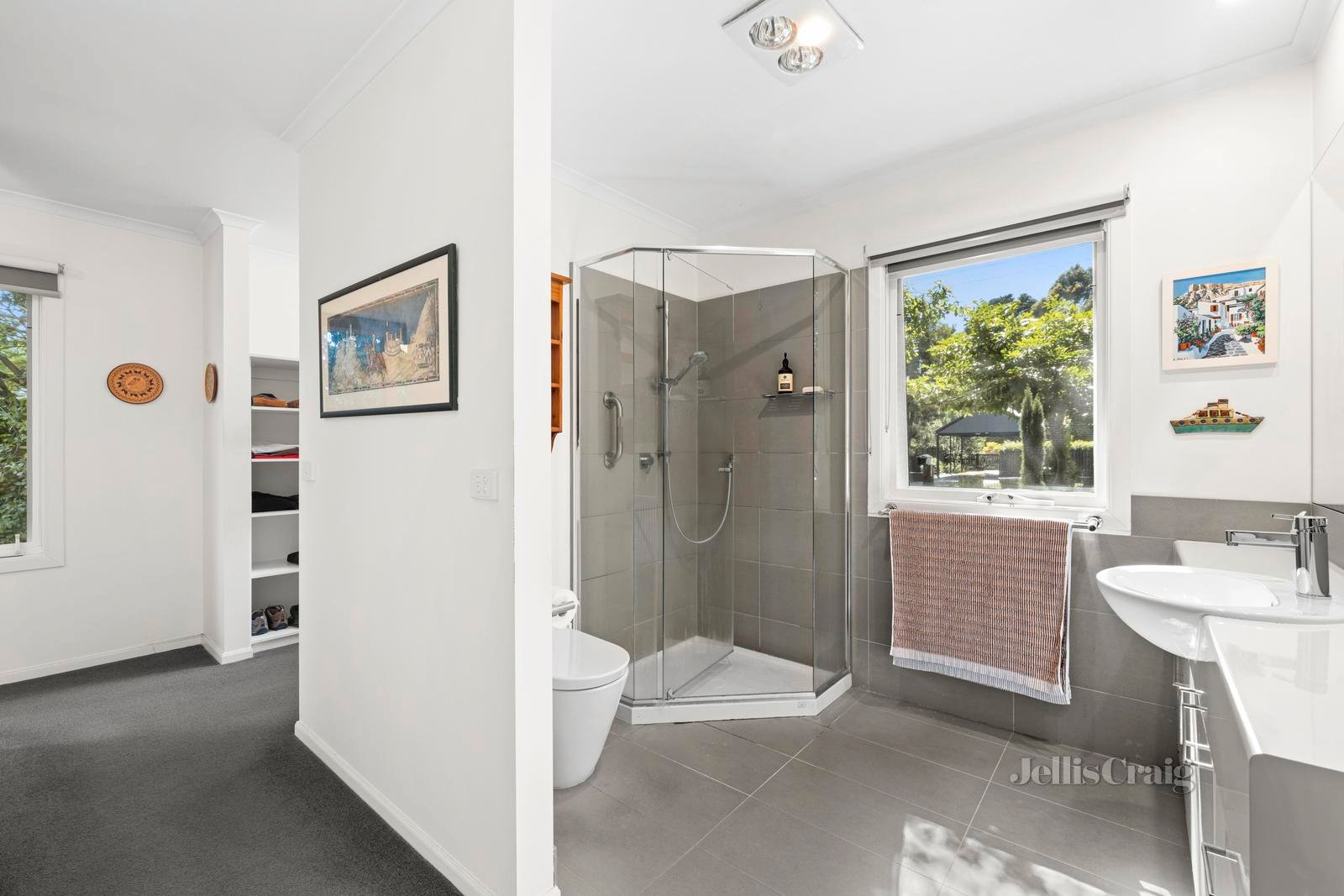 11B Falls Road, Trentham image 9