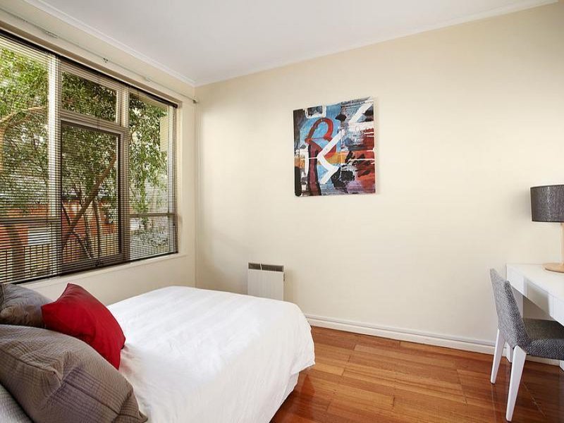 1/1b Kinkora Road, Hawthorn image 6
