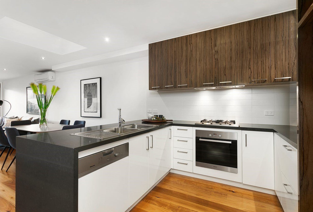 11B Lara Street, South Yarra image 1