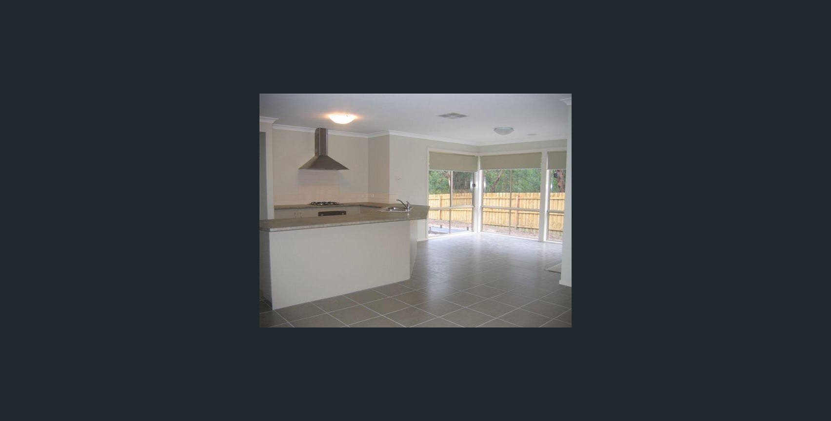 11C Bonnie View Road, Croydon North image 2