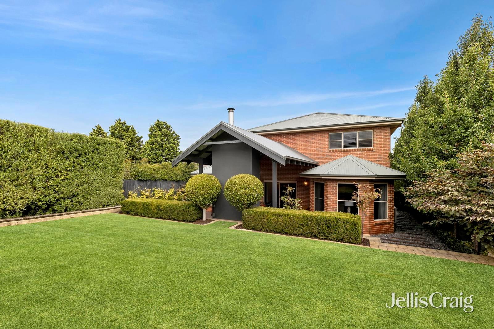 12-13 Shire Court, Highton image 9