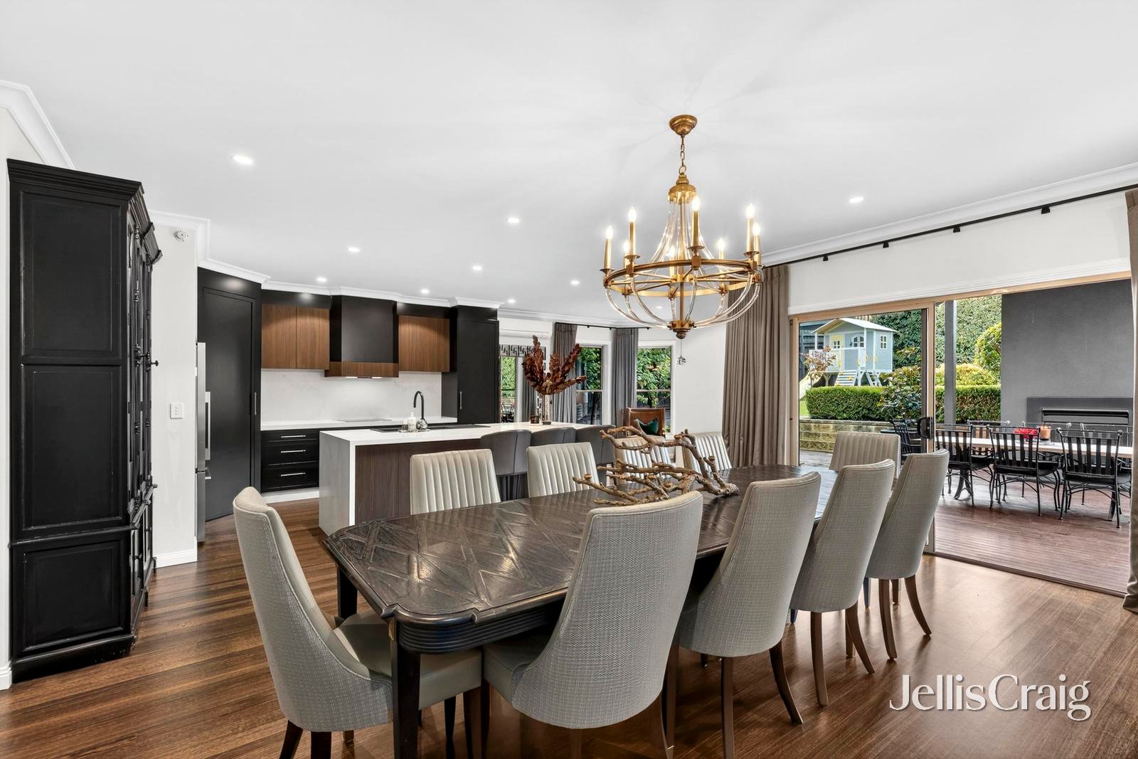 12-13 Shire Court, Highton image 17