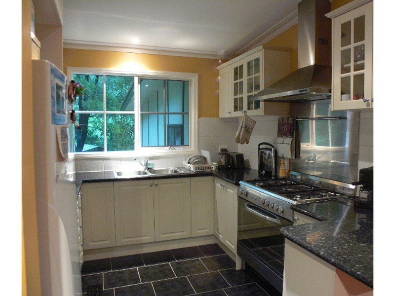 12-14 Claremont Avenue, The Basin image 2