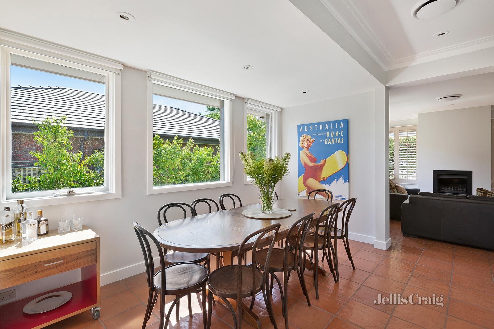 12 Airedale Avenue, Hawthorn East image 6