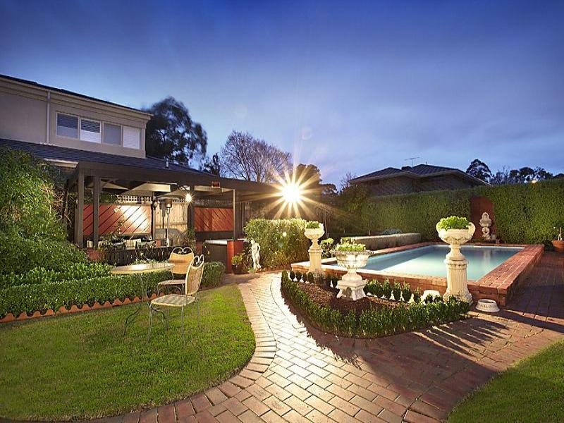 12 Ajana Street, Balwyn North image 8
