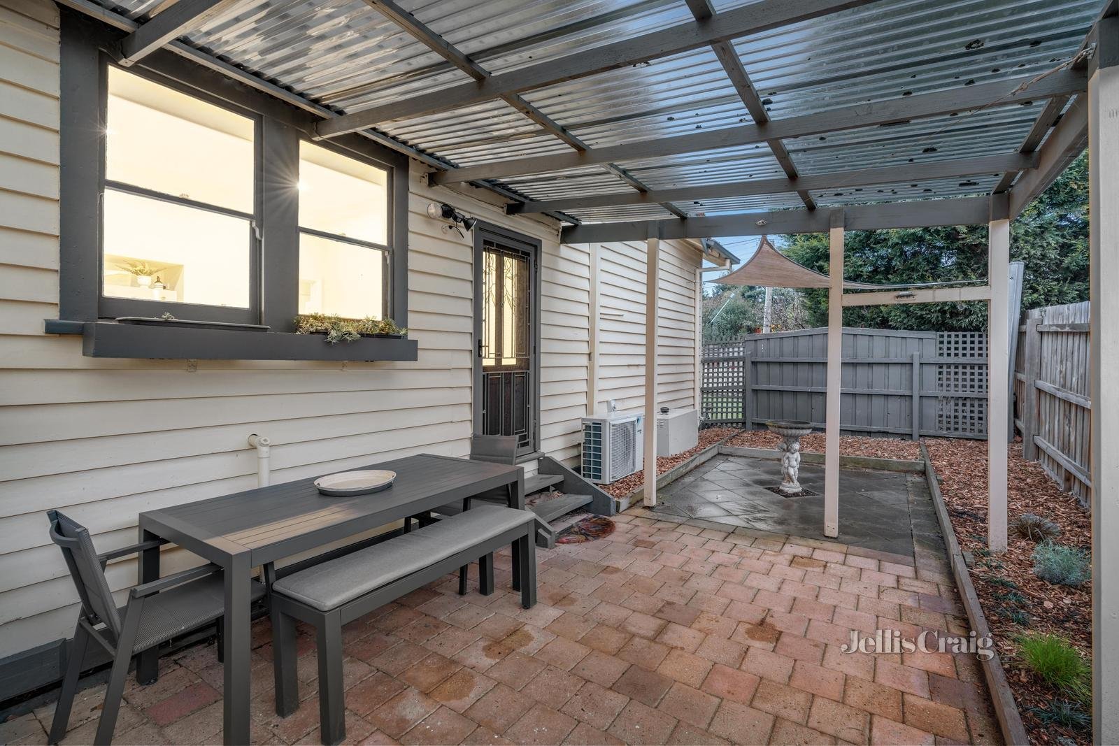 1/2 Albert Street, Ringwood image 10