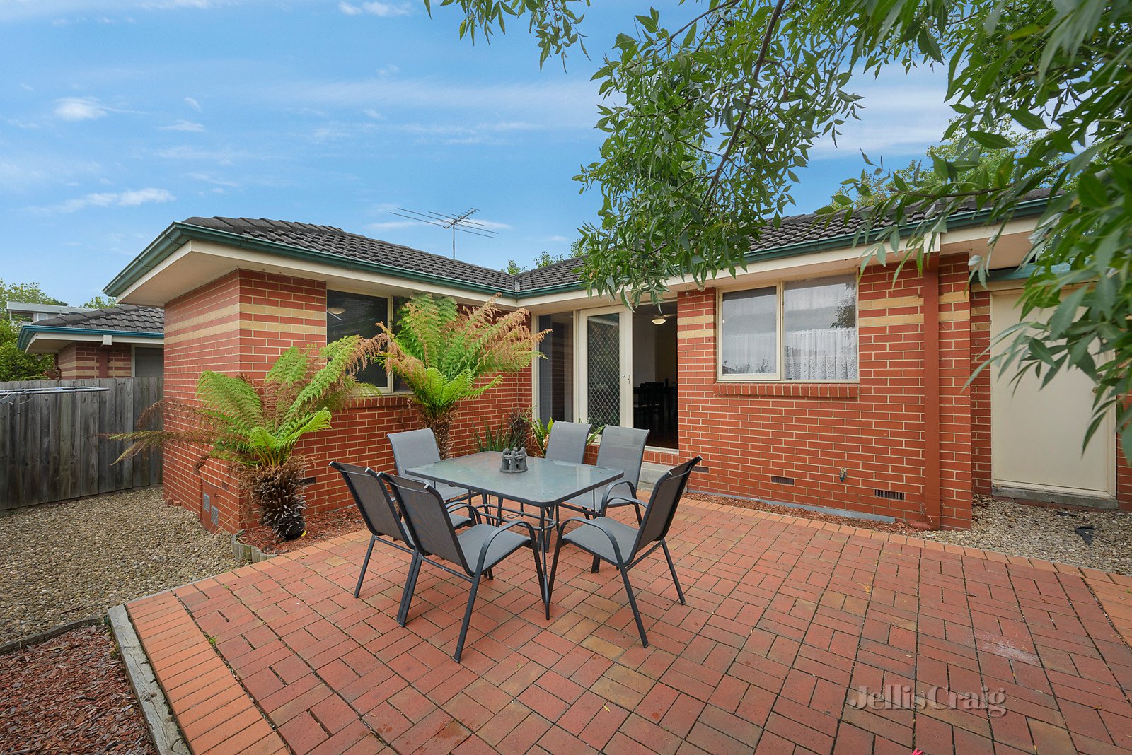 12 Allen Street, Ringwood image 4