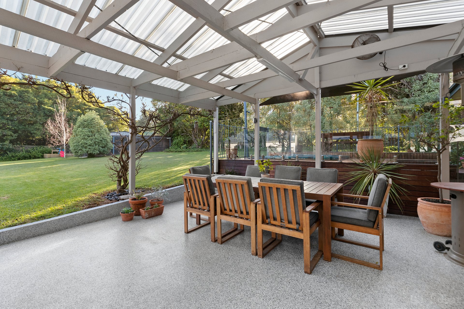 Property Gallery Thumbnail 8