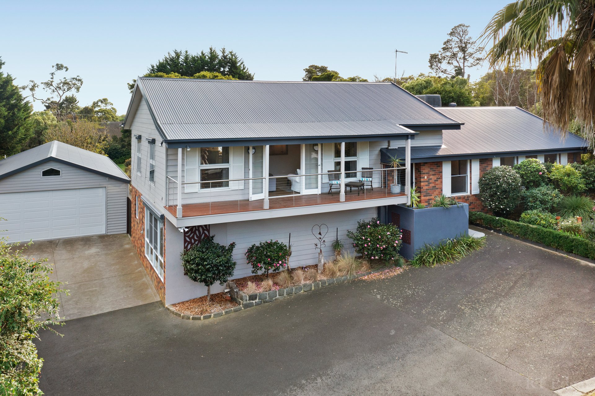 Property Gallery Thumbnail 11