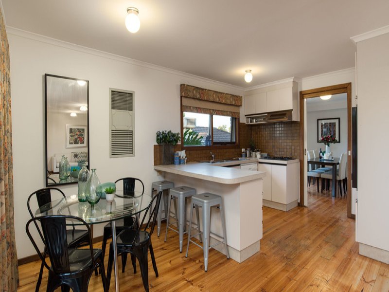 12 Ambon Rise, Croydon North image 6