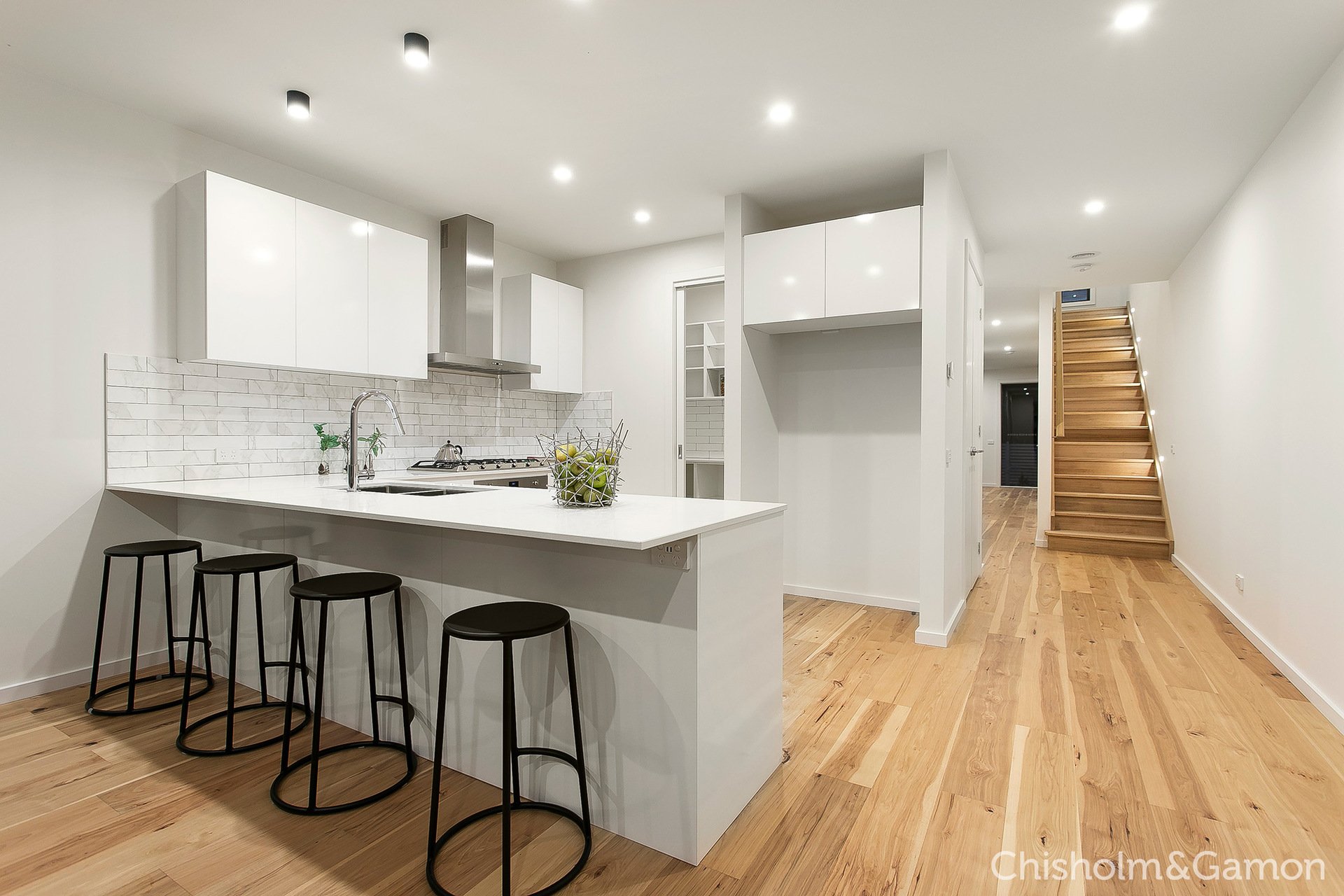 1/2 Amiriya Street, Bentleigh East image 5