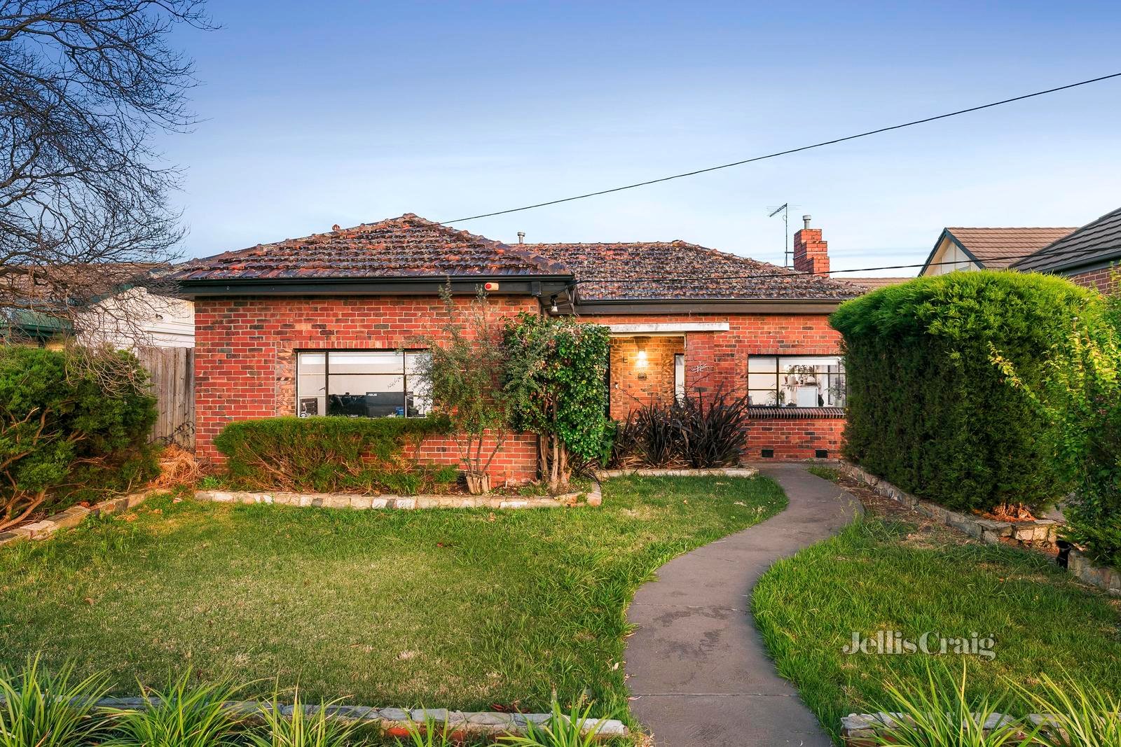 12 Anderson Street, Pascoe Vale South image 1