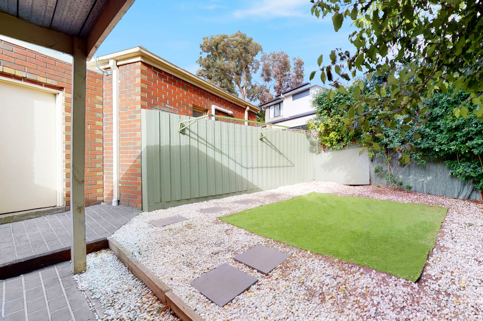 1/2 Anfield Court, Malvern East image 8