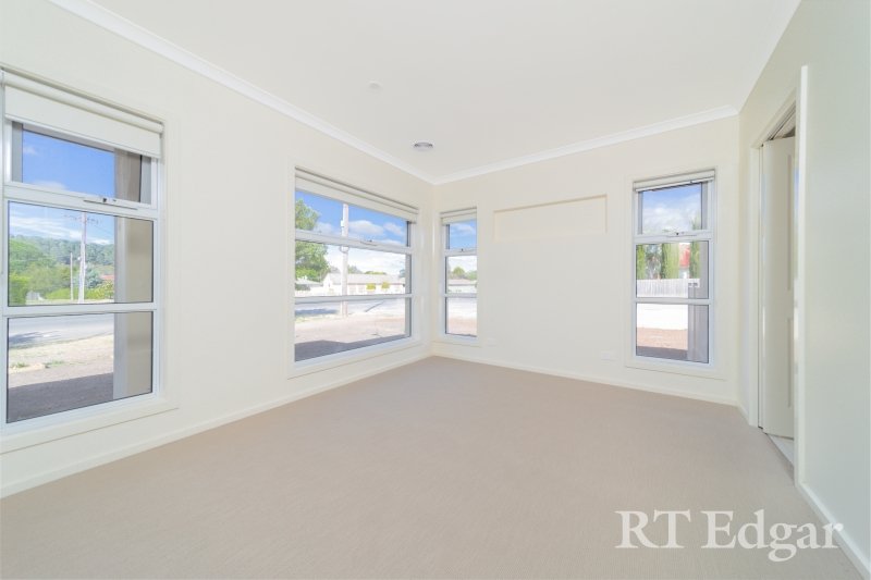 Property Gallery Thumbnail 7
