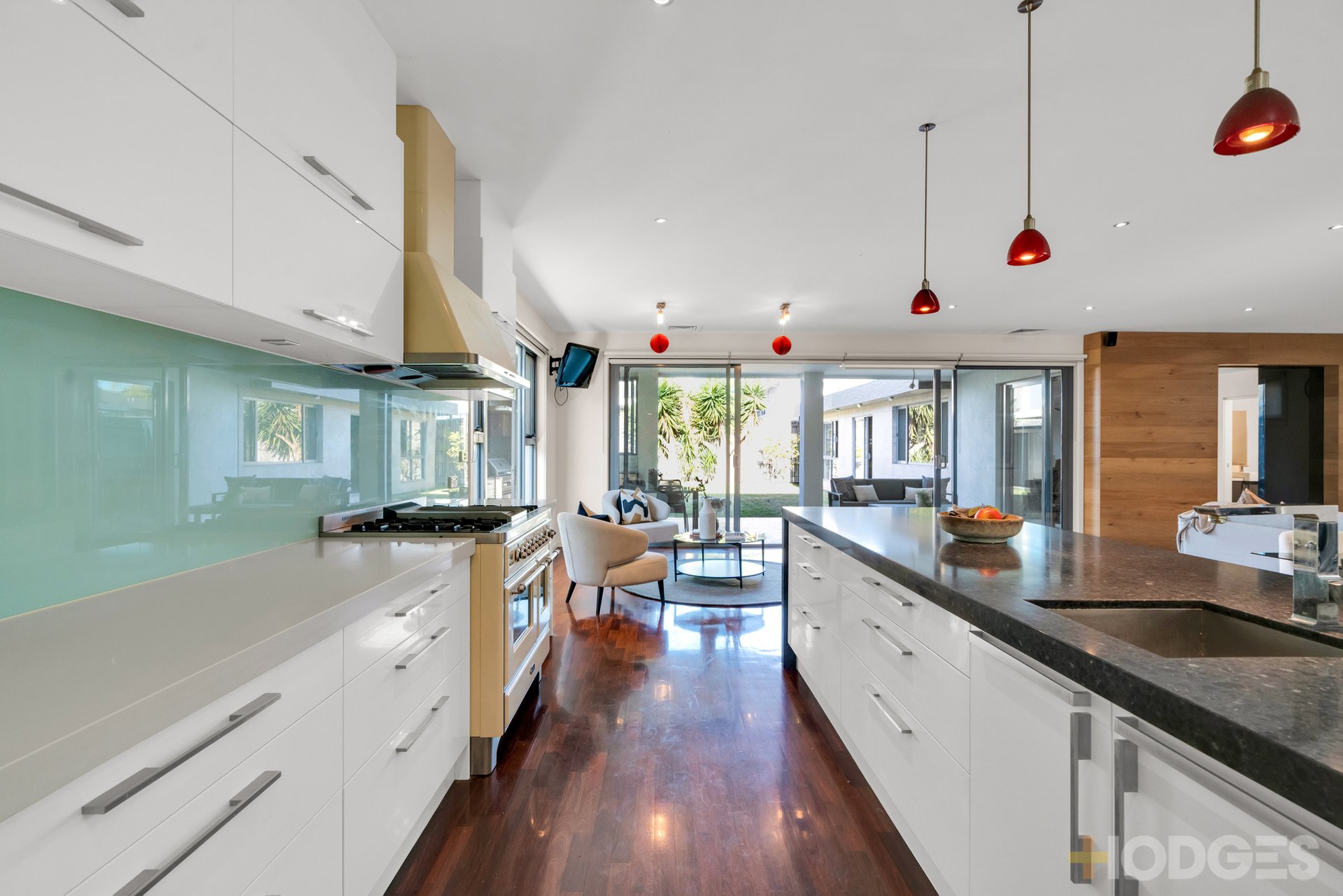 12 Antibes Street Parkdale