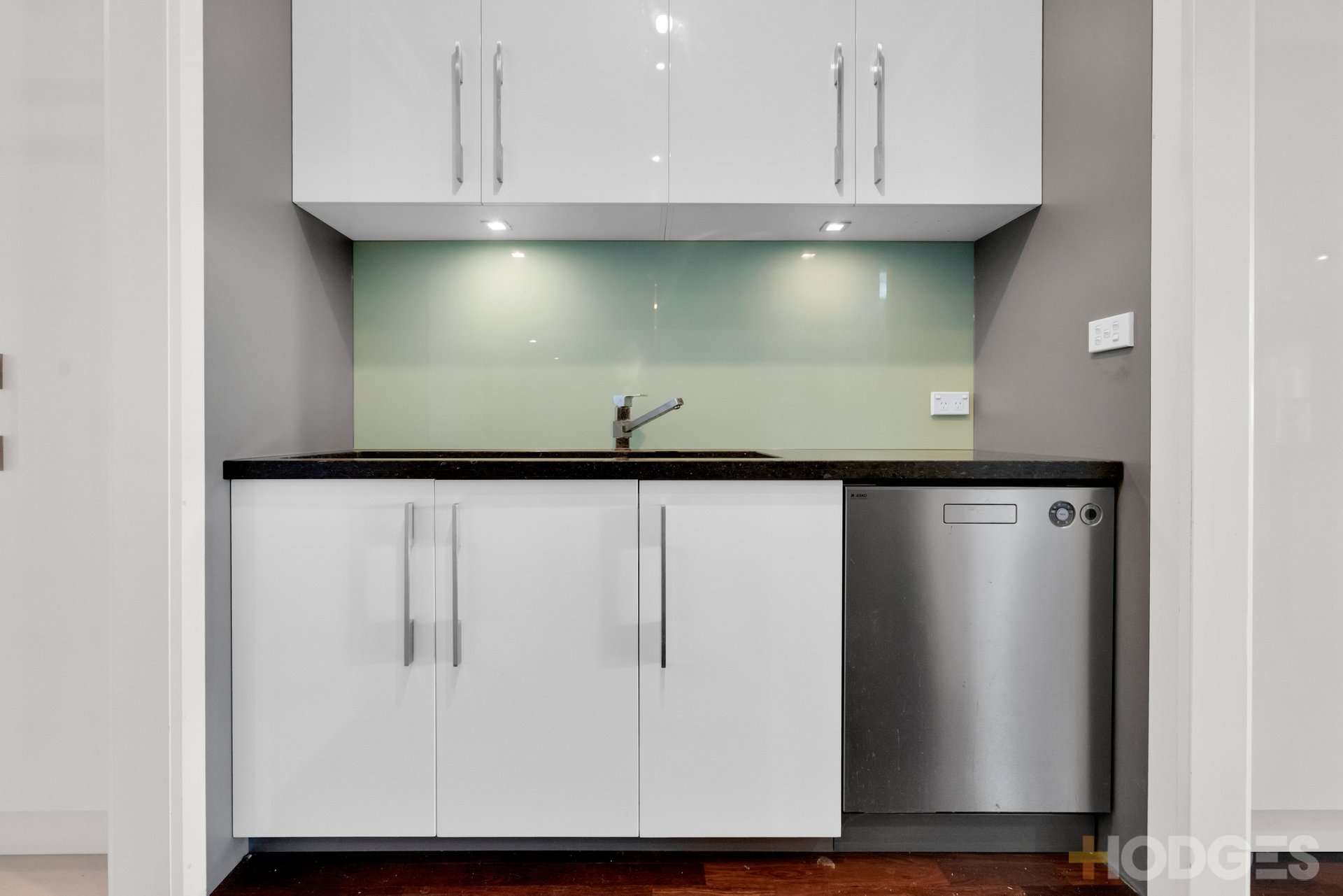 12 Antibes Street Parkdale