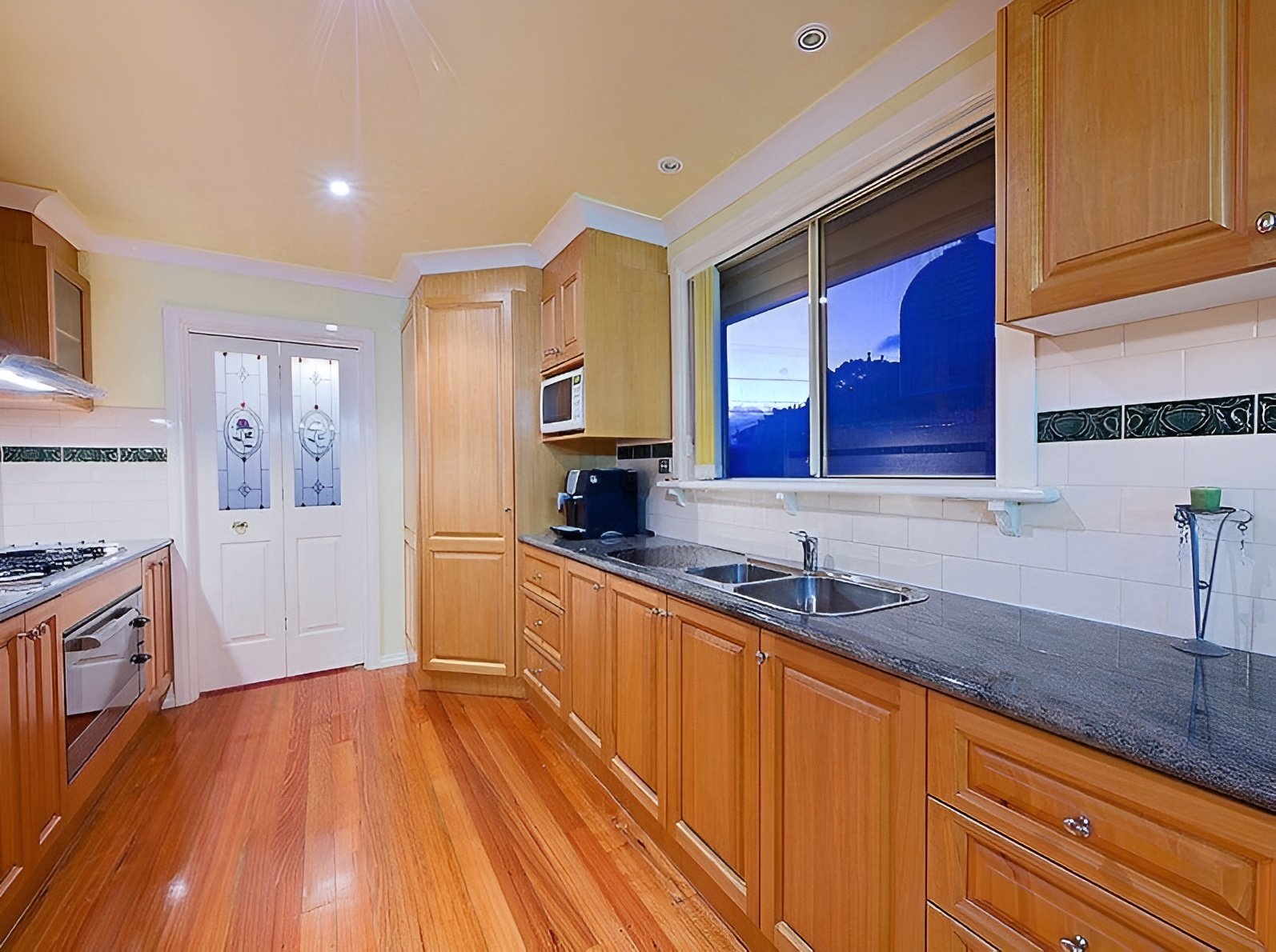 12 Arcade Way, Avondale Heights image 3