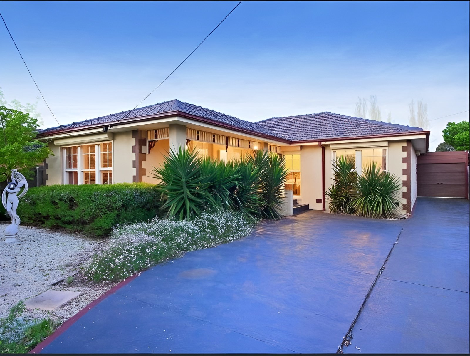 12 Arcade Way, Avondale Heights image 1