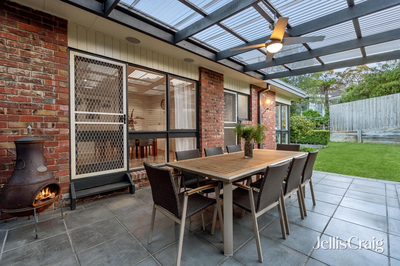 12 Arcady Grove, Vermont image 12