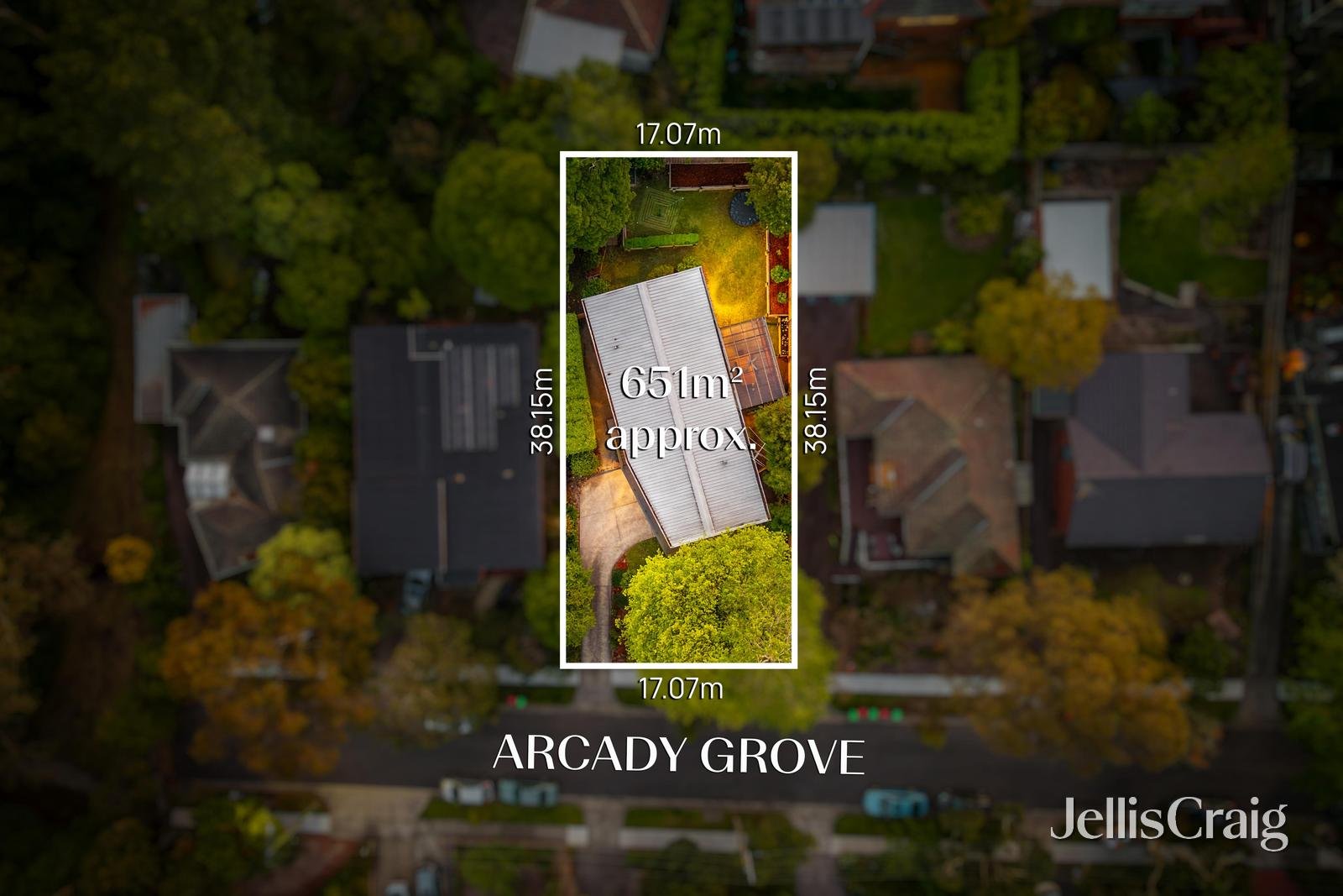 12 Arcady Grove, Vermont image 15