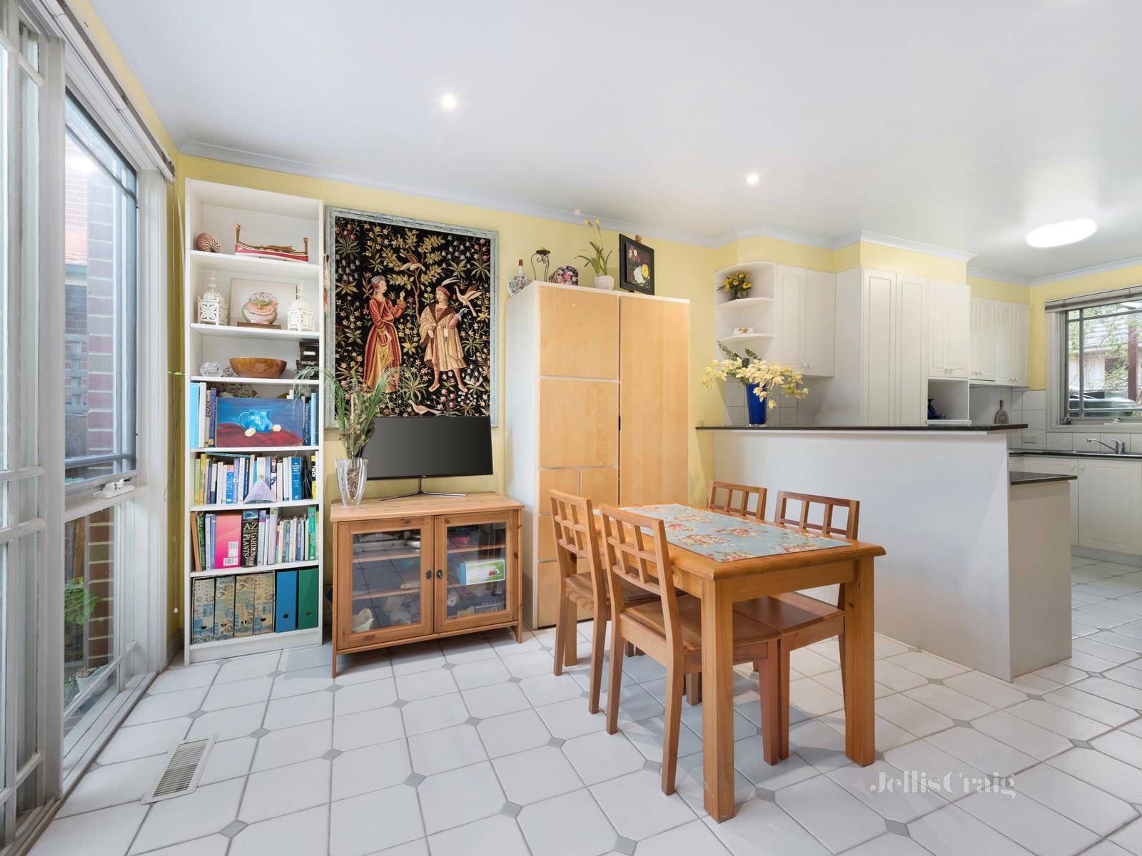 1/2 Ardrie Road, Malvern East image 4