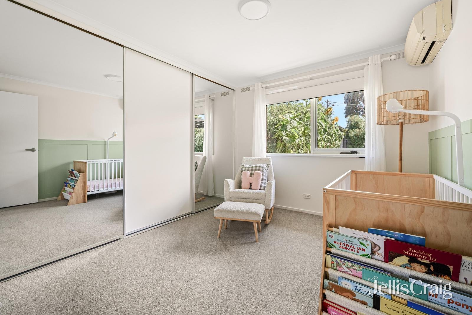 12 Arnold Drive, Chelsea image 10