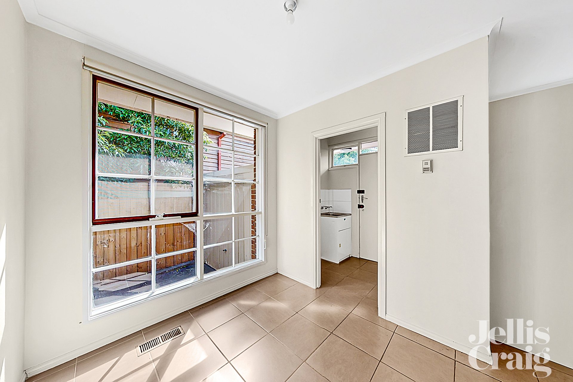 1/2 Arnot Street, Brighton&nbsp;East image 10