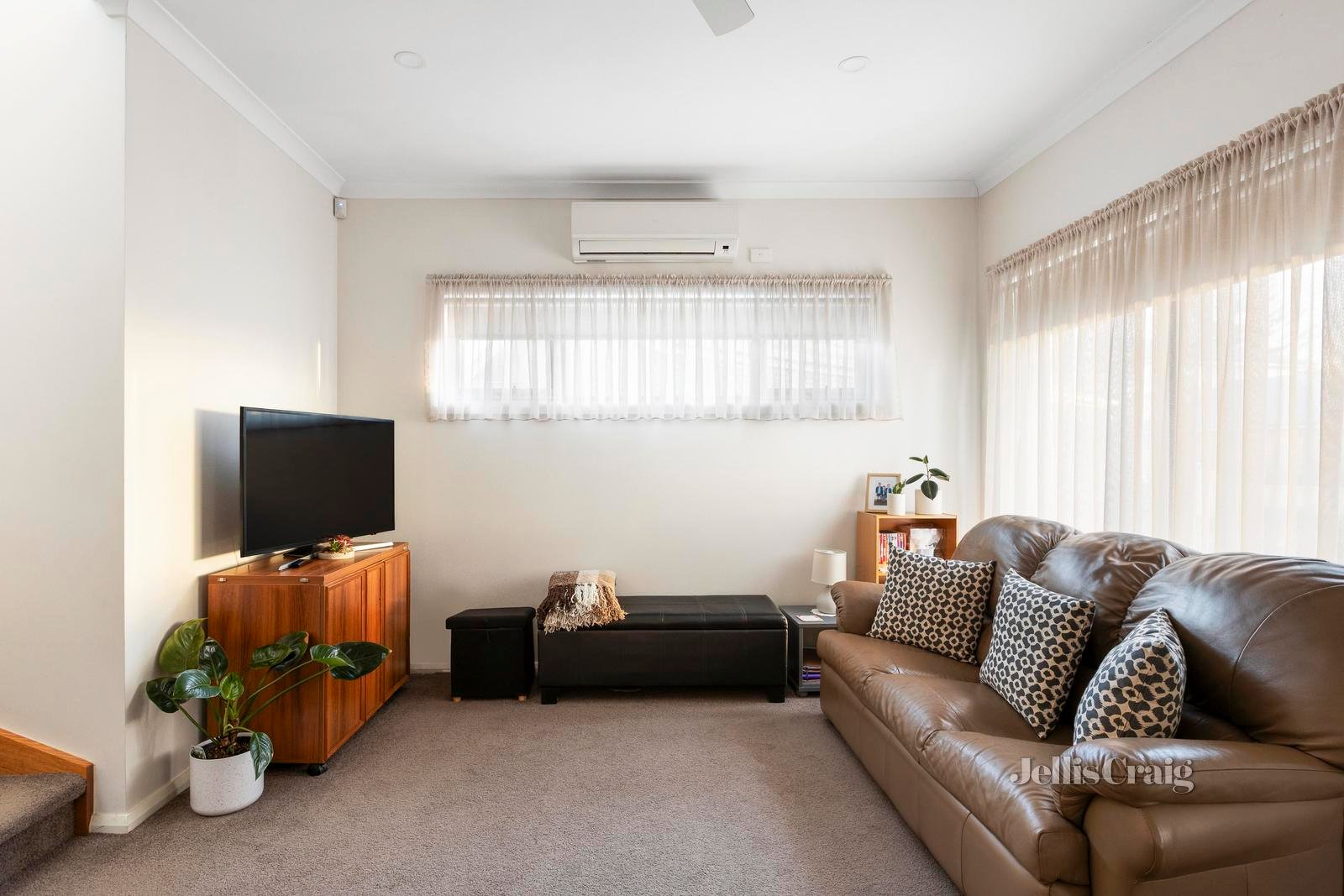 1/2 Aruma Court, Bundoora image 6