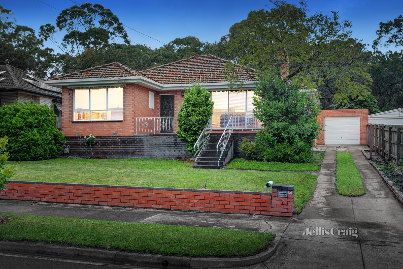 12 Ashwood Drive, Nunawading image 1