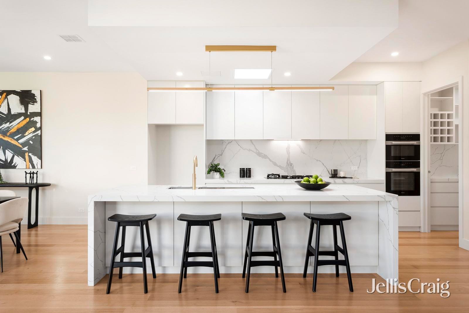 12 Avocet Street, Doncaster East image 6