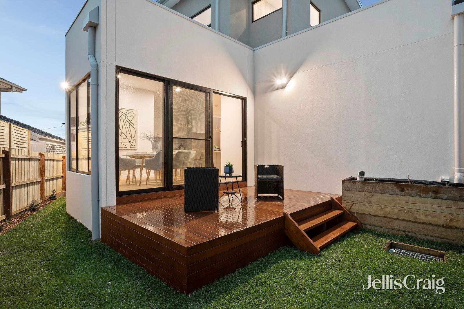 1/2 Bambra Court, Doncaster East image 12