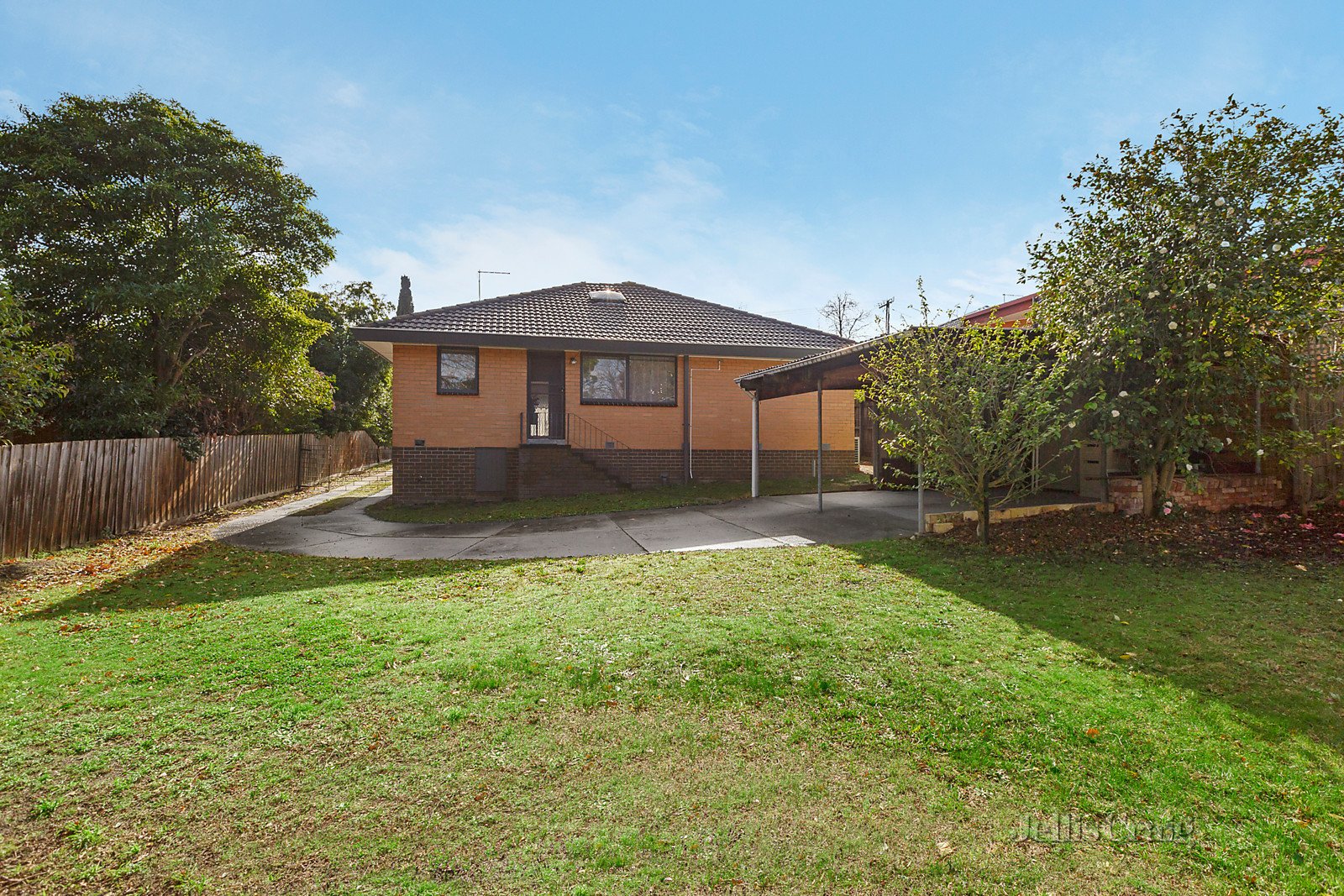 12 Barbara Street, Doncaster East image 6