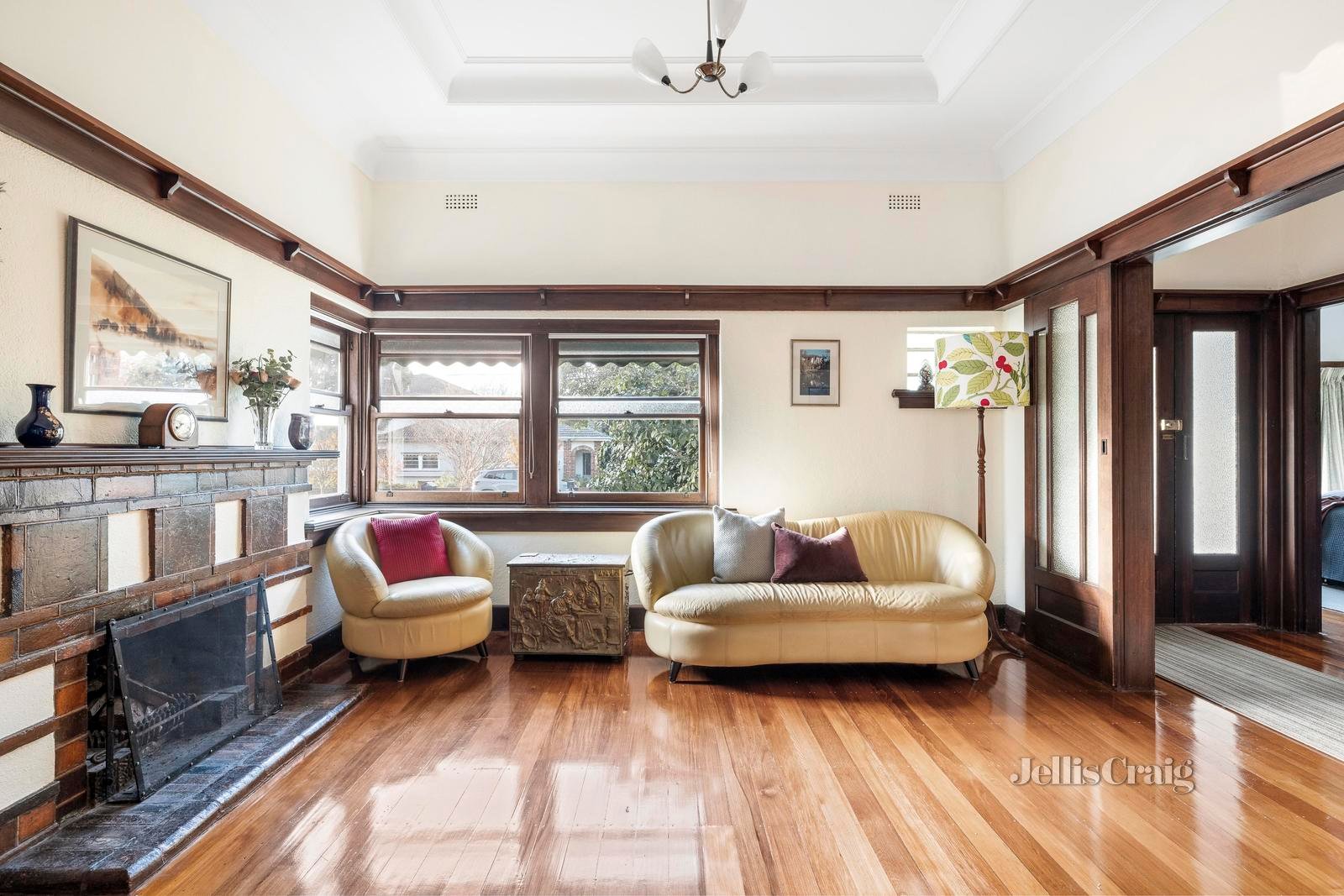 12 Beauville Avenue, Murrumbeena image 4