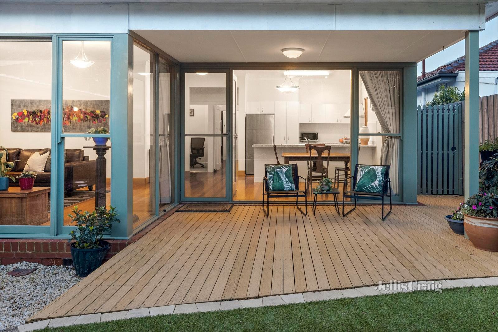 12 Beauville Avenue, Murrumbeena image 17