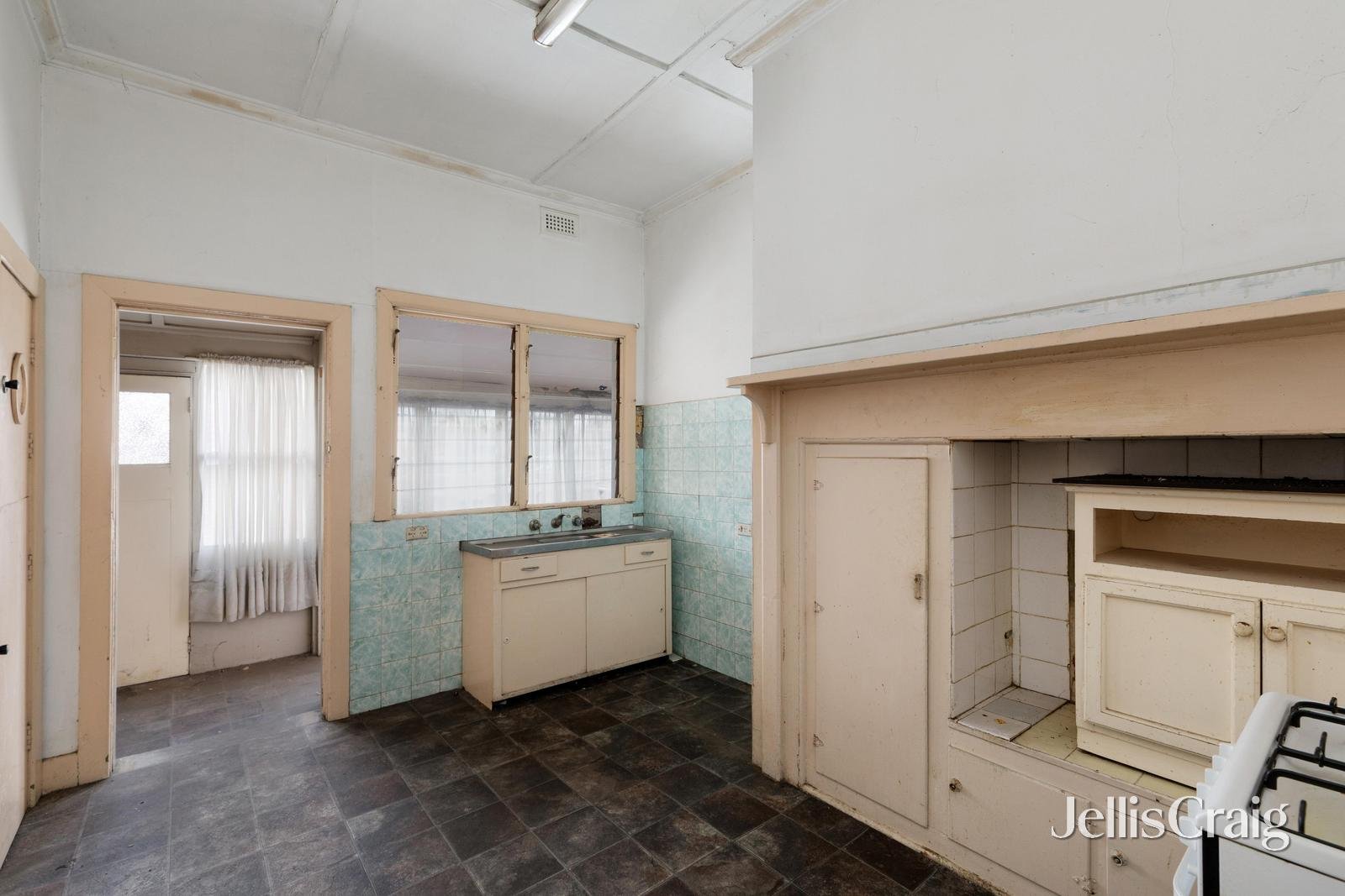 12 Bellevue Avenue, Rosanna image 7