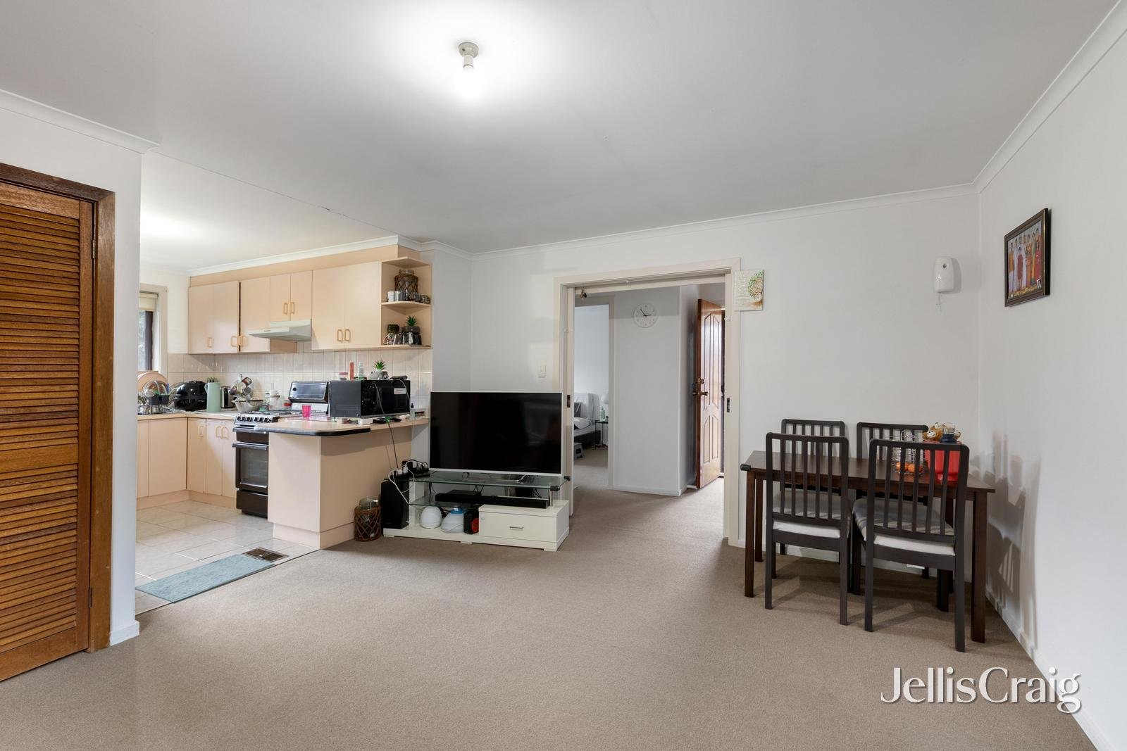 12 Bellevue Avenue, Rosanna image 12