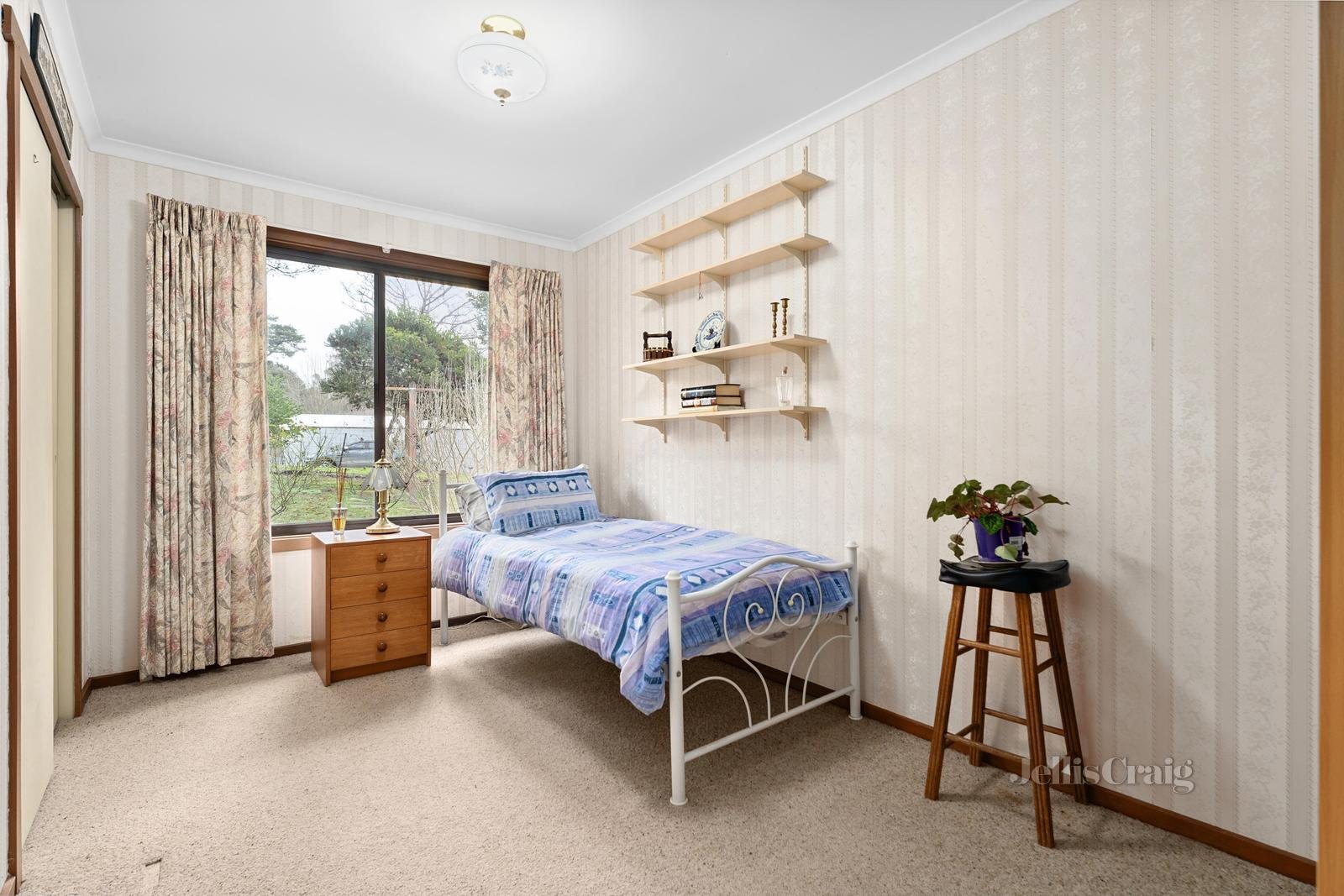 12 Beves Lane, Woodend image 11
