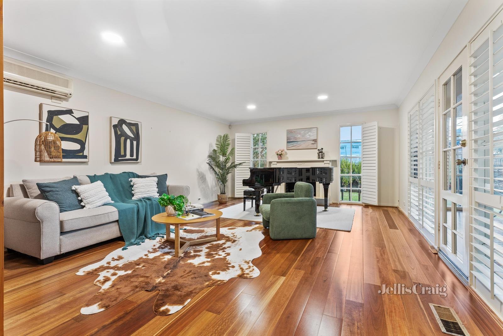 12 Bizley Street, Mount Waverley image 3
