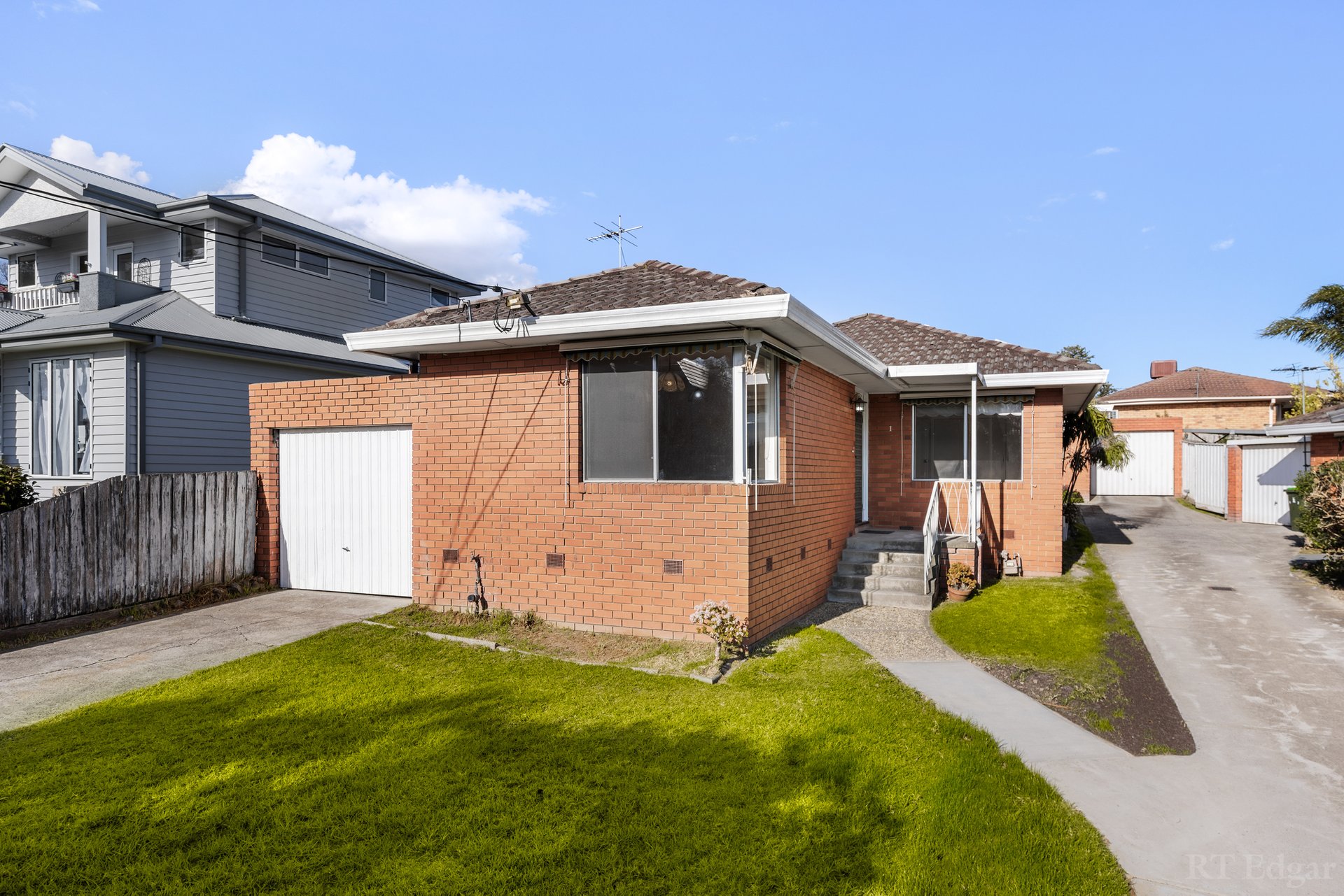 Property Gallery - Main Image