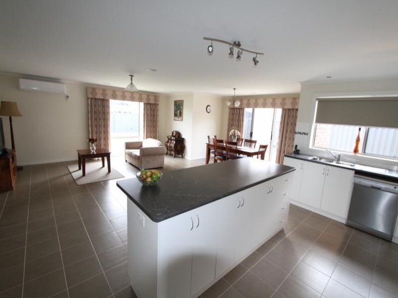 12 Brahman Drive, Delacombe image 4