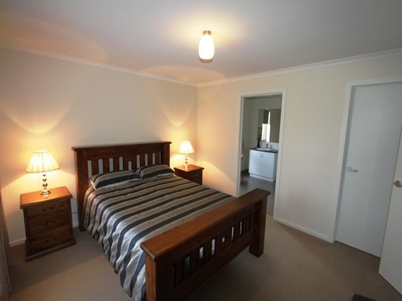12 Brahman Drive, Delacombe image 8