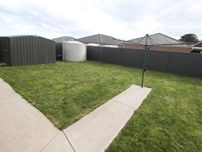 12 Brahman Drive, Delacombe image 20