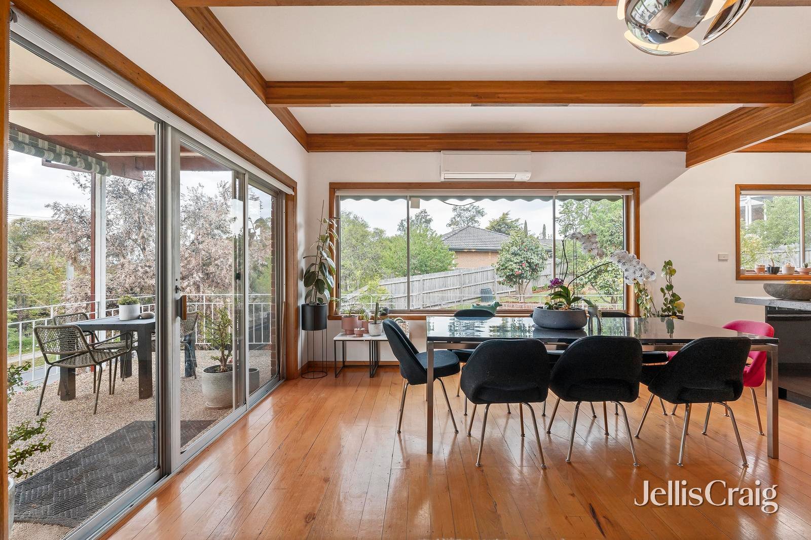 12 Breakaday Pass, Chirnside Park image 3