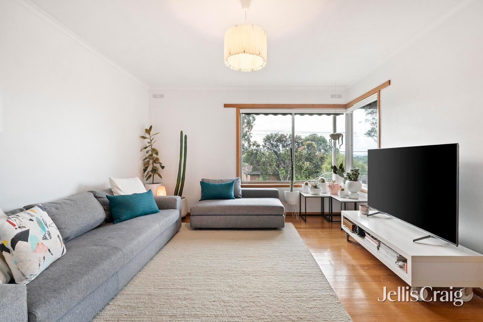 12 Breakaday Pass, Chirnside Park image 6