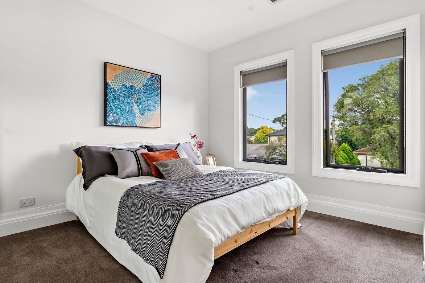 1/2 Bridget Street, Glen&nbsp;Waverley image 5