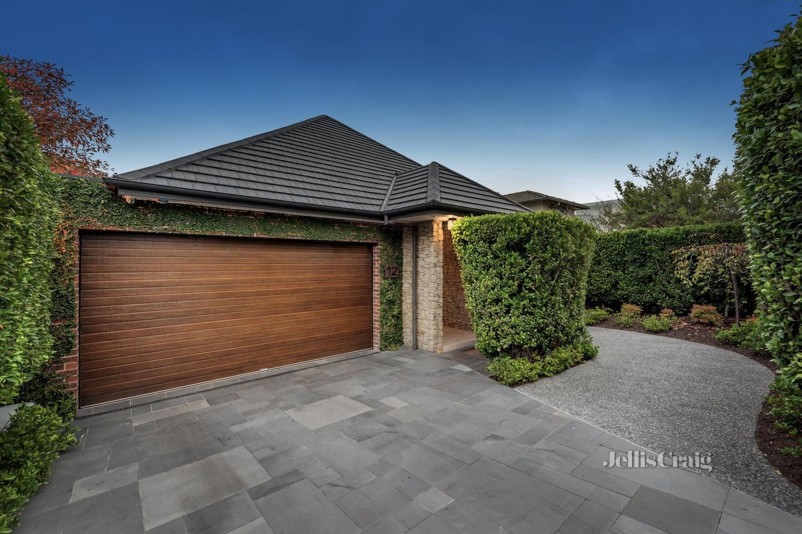 12 Brown Street, Brighton East image 24