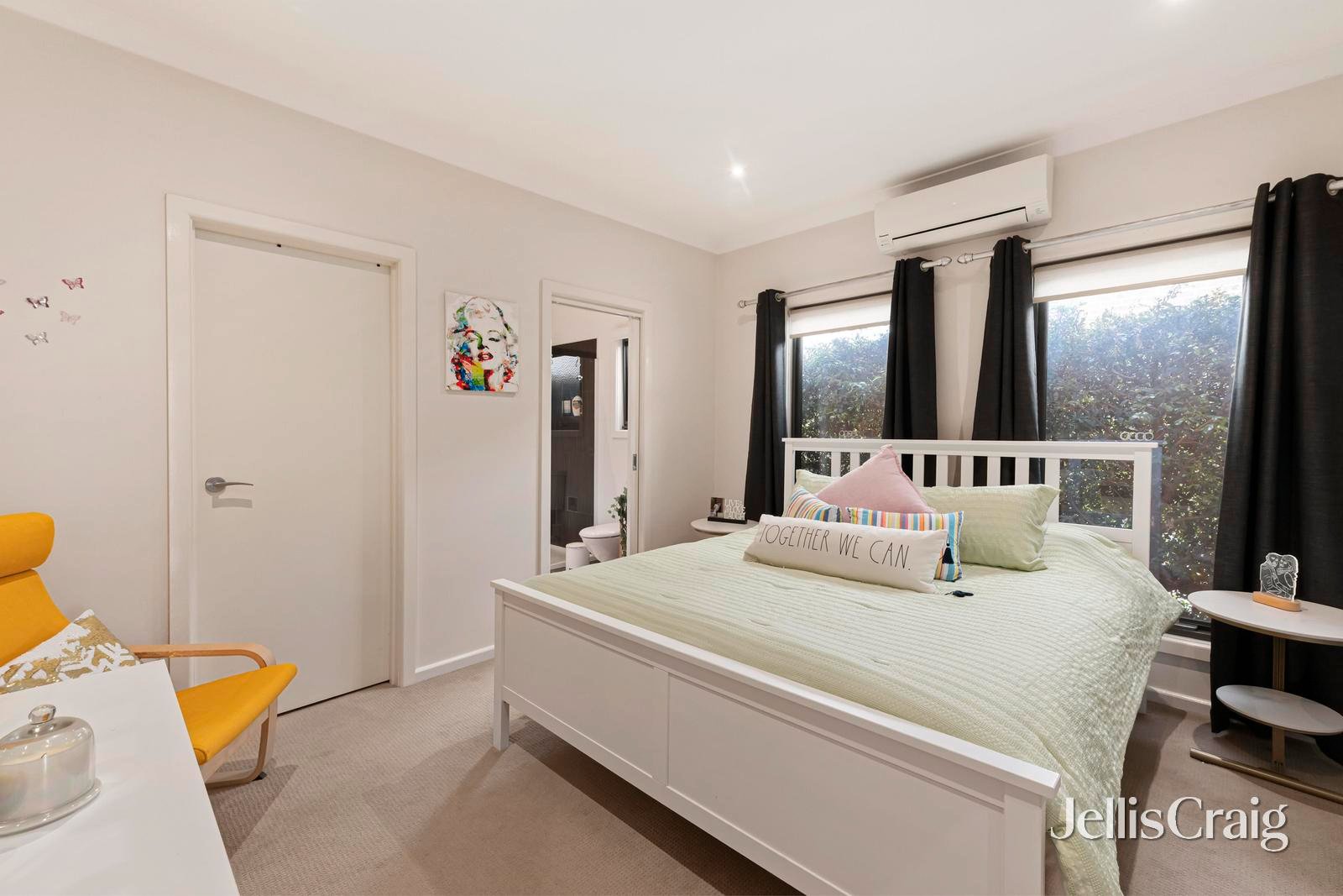 1/2 Burton Court, Bayswater image 5