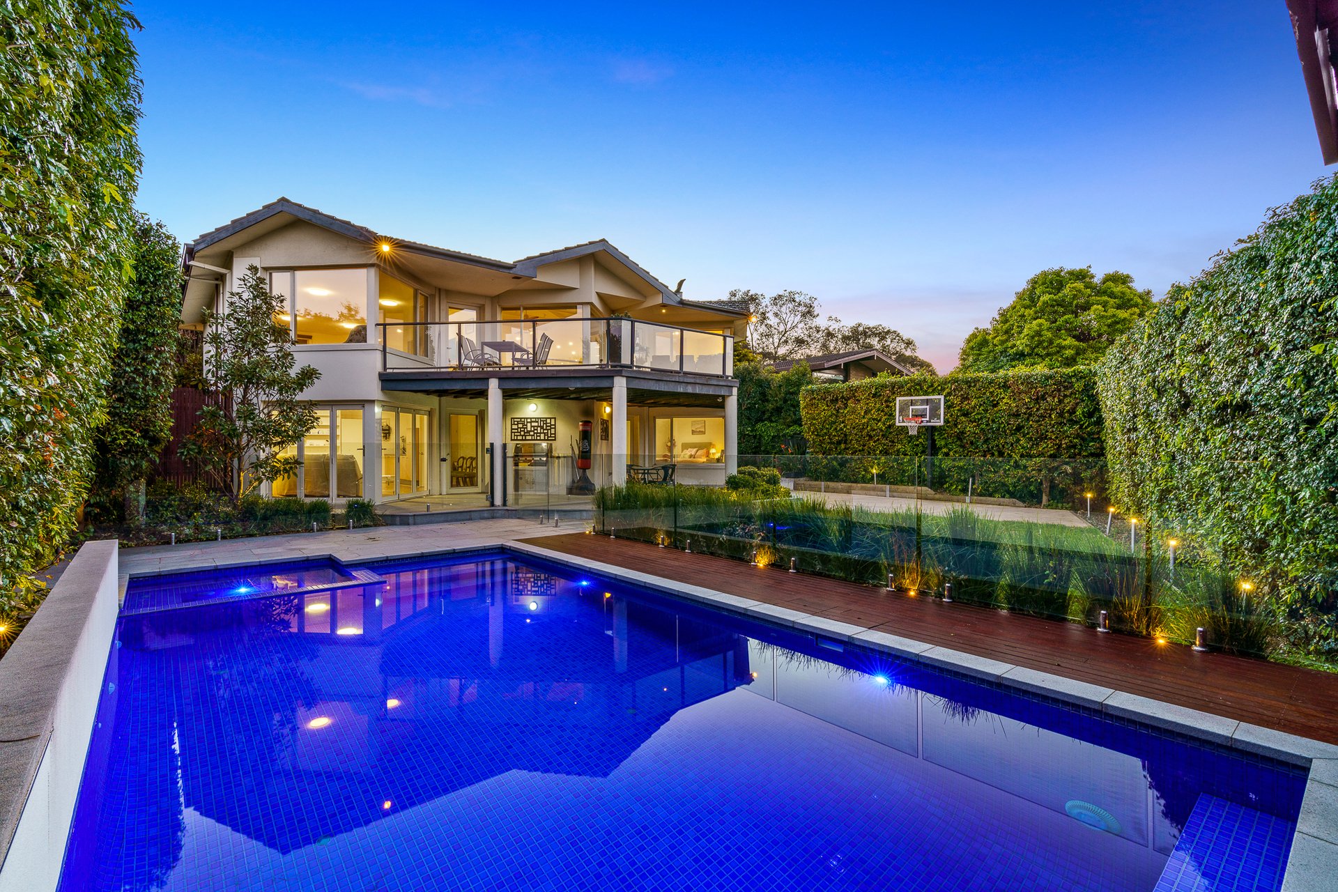 12 Caithness Crescent, Glen&nbsp;Waverley image 1