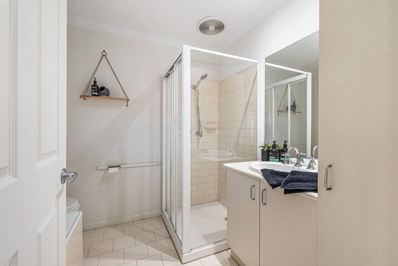 12 Calwell Street, Kensington image 7